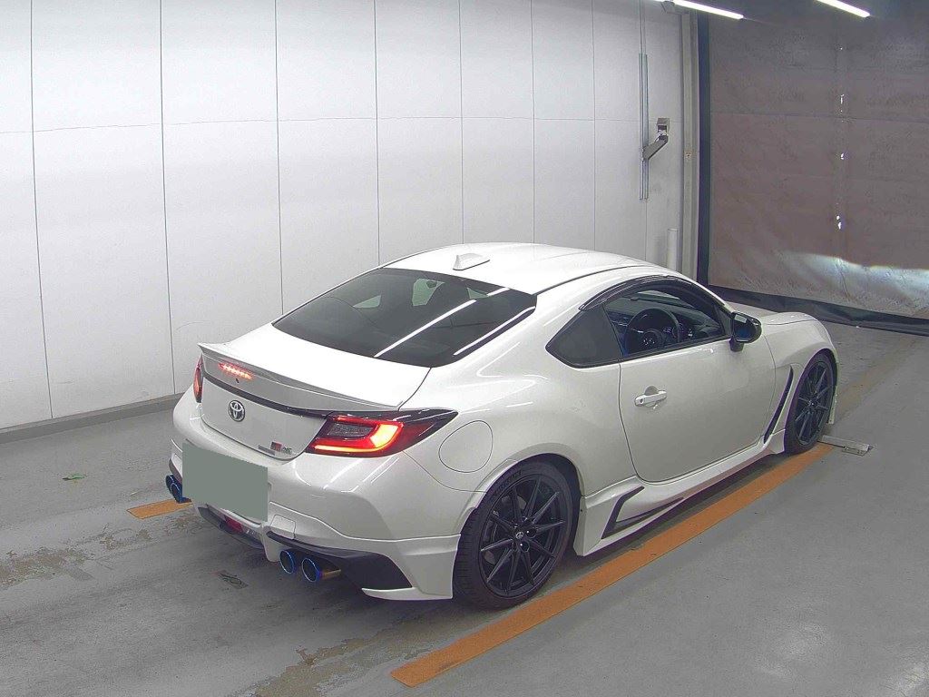 2022 TOYOTA GR86 RZ photo 5