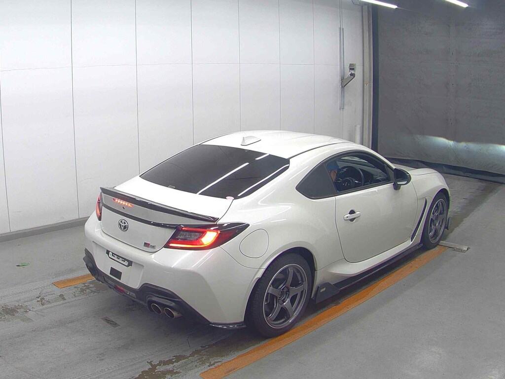 2022 TOYOTA GR86 RC photo 5