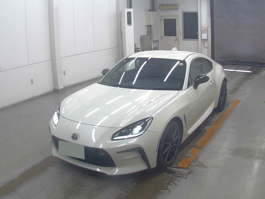 2023 TOYOTA GR86 RZ photo 4