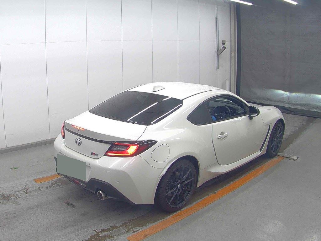 2023 TOYOTA GR86 RZ photo 5