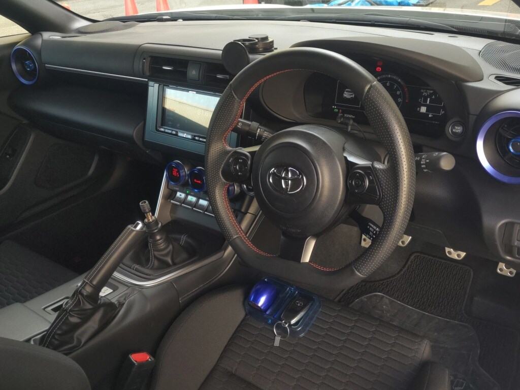 2023 TOYOTA GR86 SZ photo 3