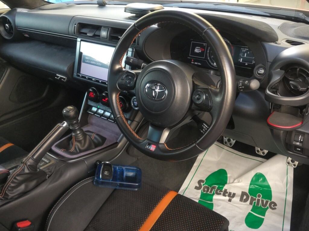2023 TOYOTA GR86 RZ 10TH ANNIVERSARY LIMITED photo 3