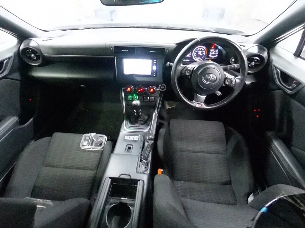 2024 TOYOTA GR86 SZ photo 3