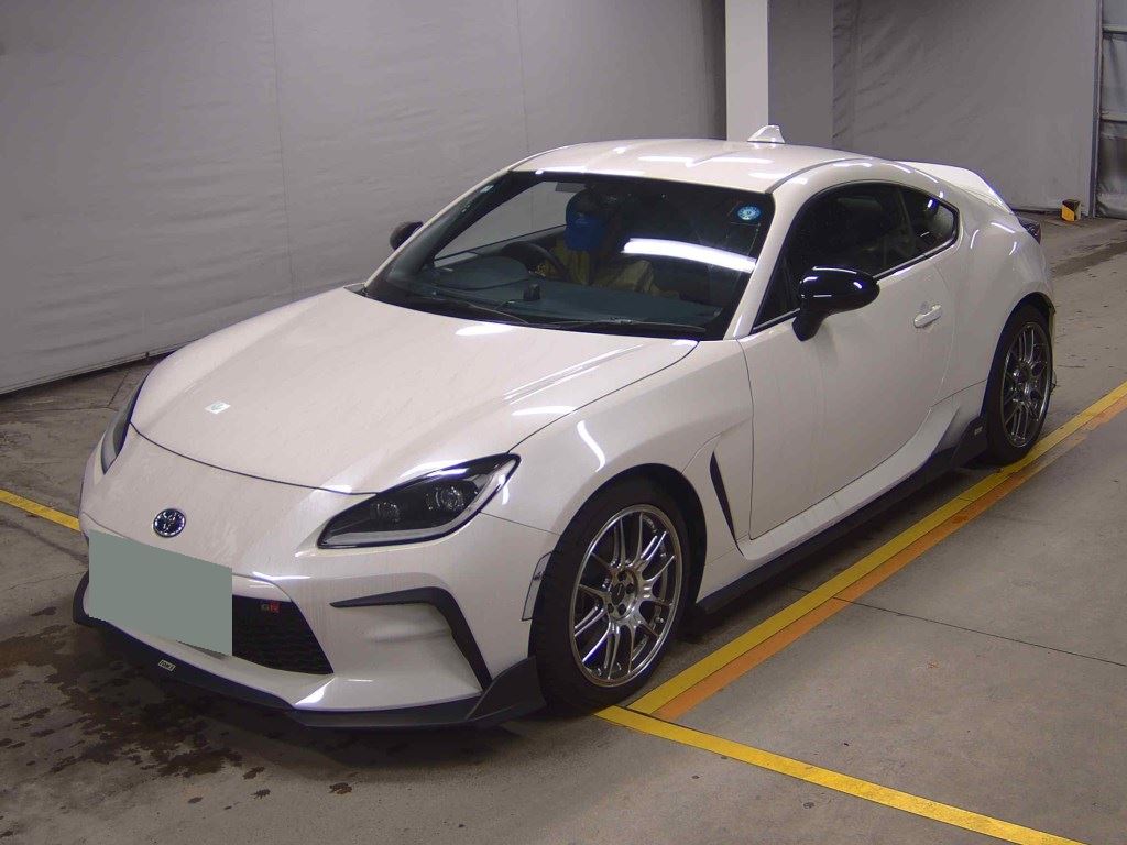2023 TOYOTA GR86 RC photo 4
