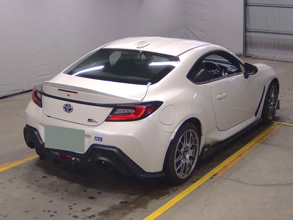 2023 TOYOTA GR86 RC photo 5
