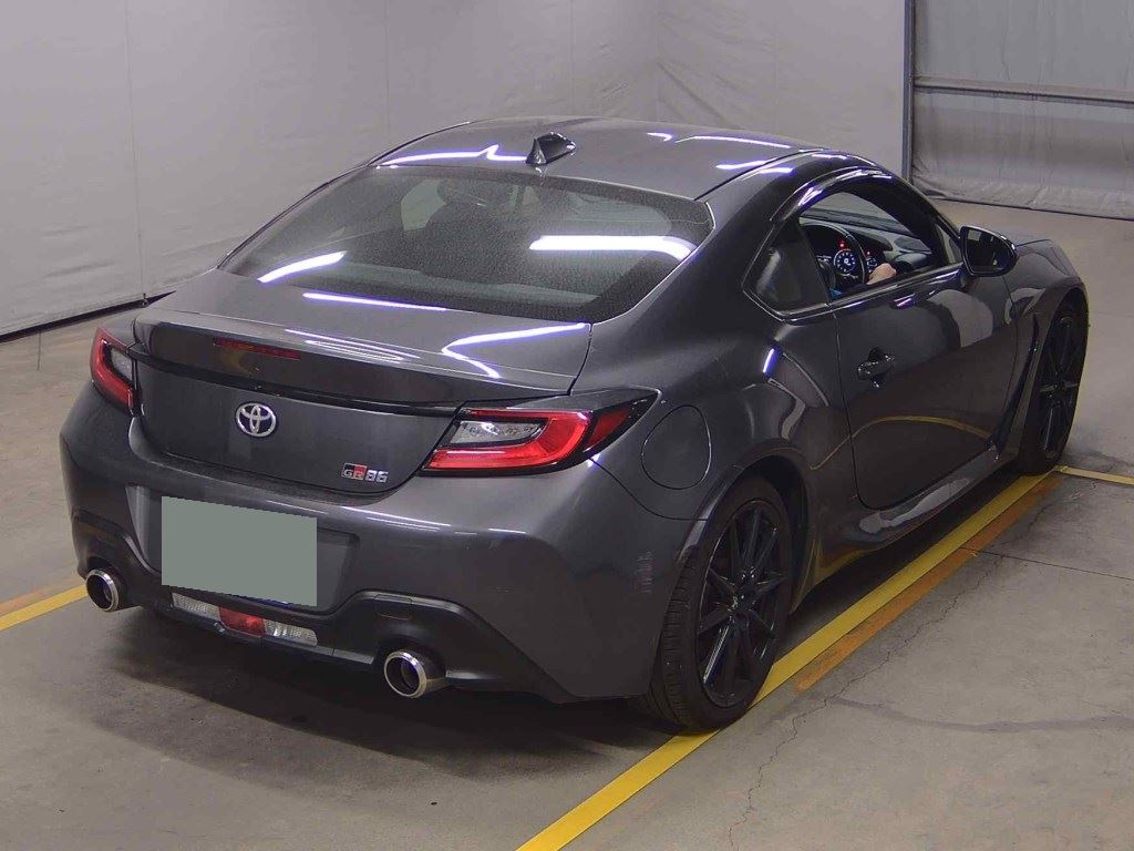 2023 TOYOTA GR86 RZ photo 5