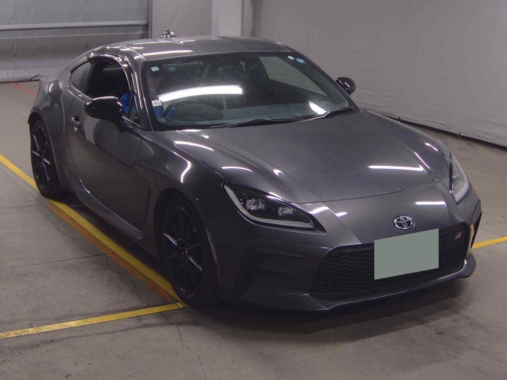 2023 TOYOTA GR86 RZ