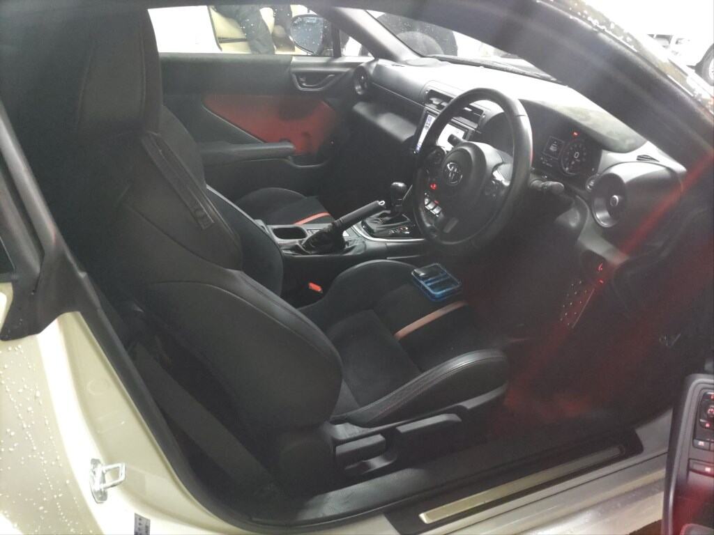 2021 TOYOTA GR86 RZ photo 3