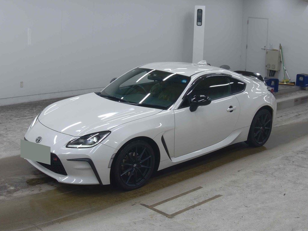 2021 TOYOTA GR86 RZ photo 4