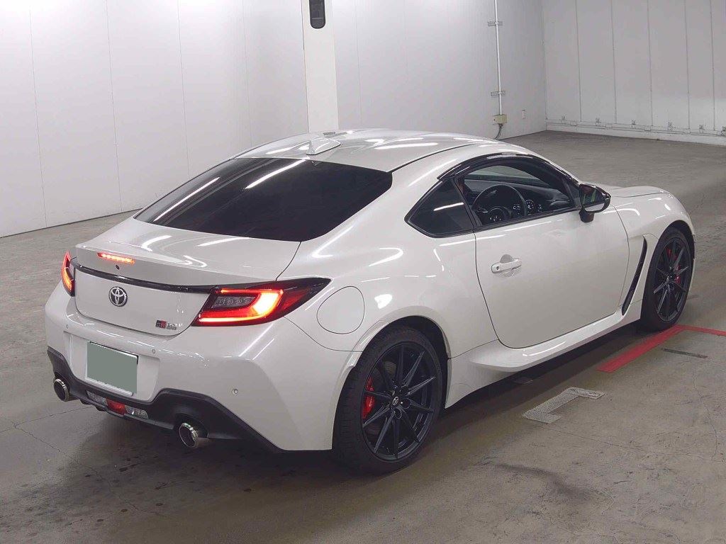 2024 TOYOTA GR86 RZ photo 5