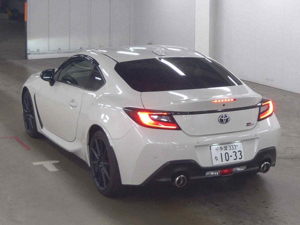 2024 TOYOTA GR86 RZ photo 4