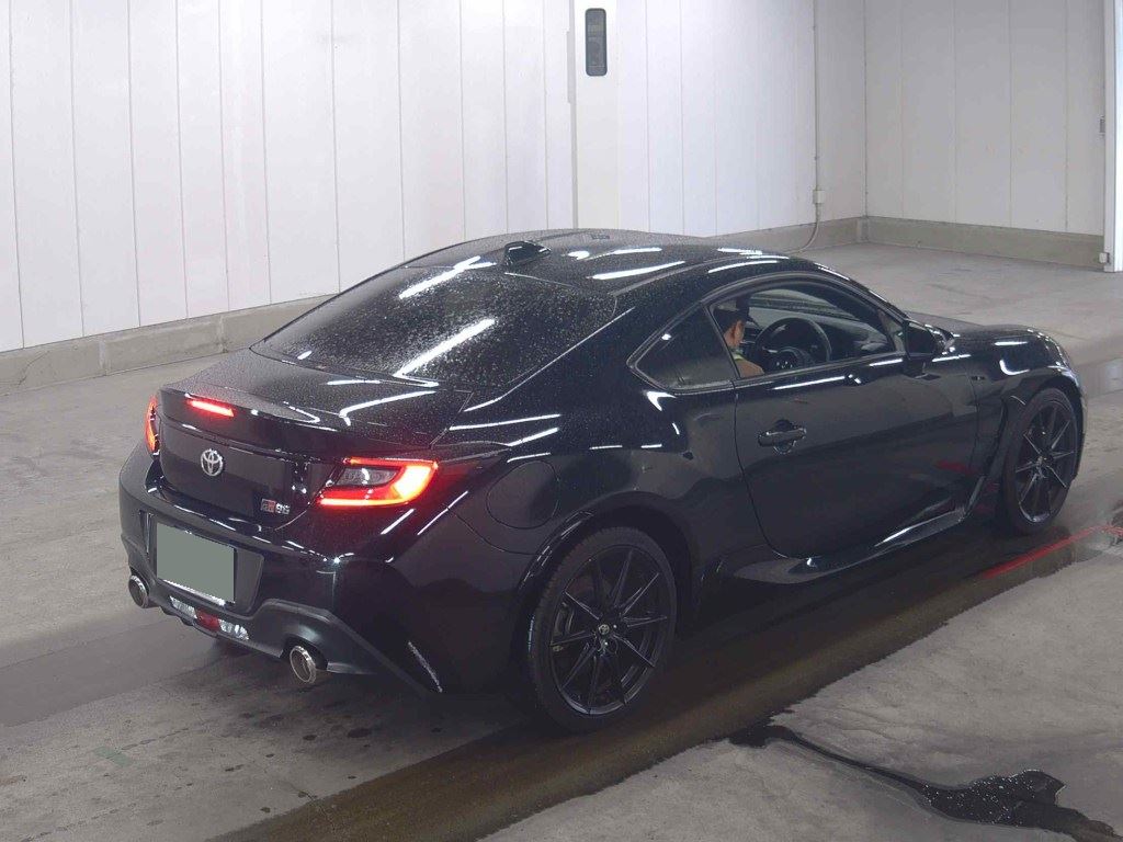 2022 TOYOTA GR86 RZ photo 5