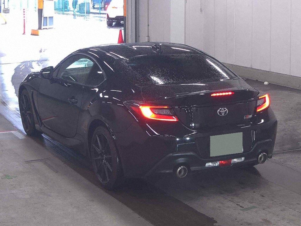 2022 TOYOTA GR86 RZ photo 2