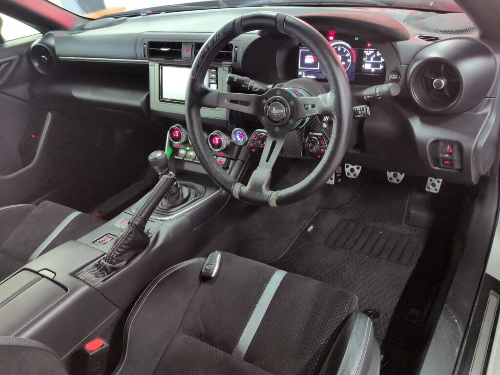 2023 TOYOTA GR86 RZ photo 3