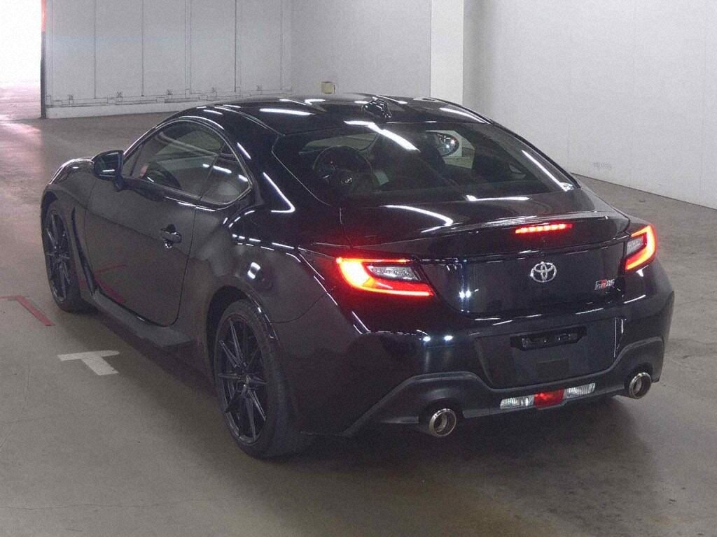 2022 TOYOTA GR86 RZ photo 4