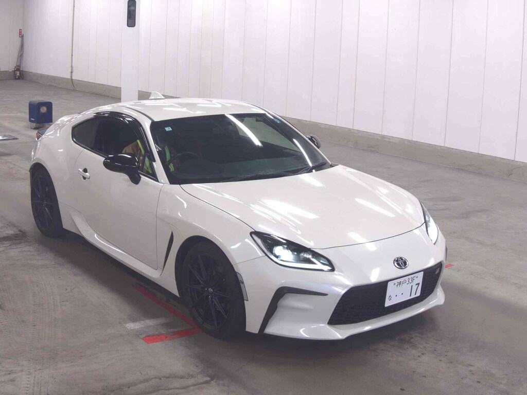 2023 TOYOTA GR86 RZ