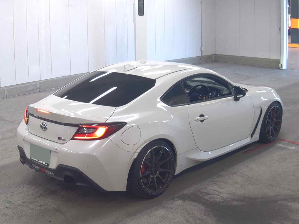 2024 TOYOTA GR86 RZ photo 5