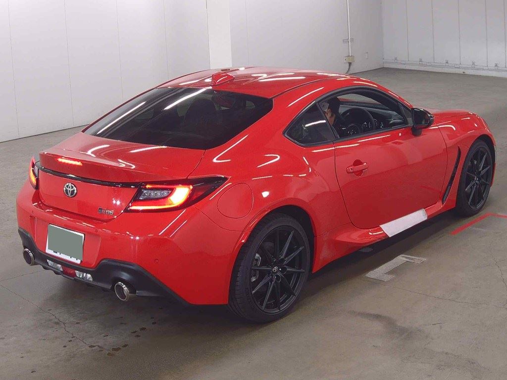 2026 TOYOTA GR86 RZ photo 5