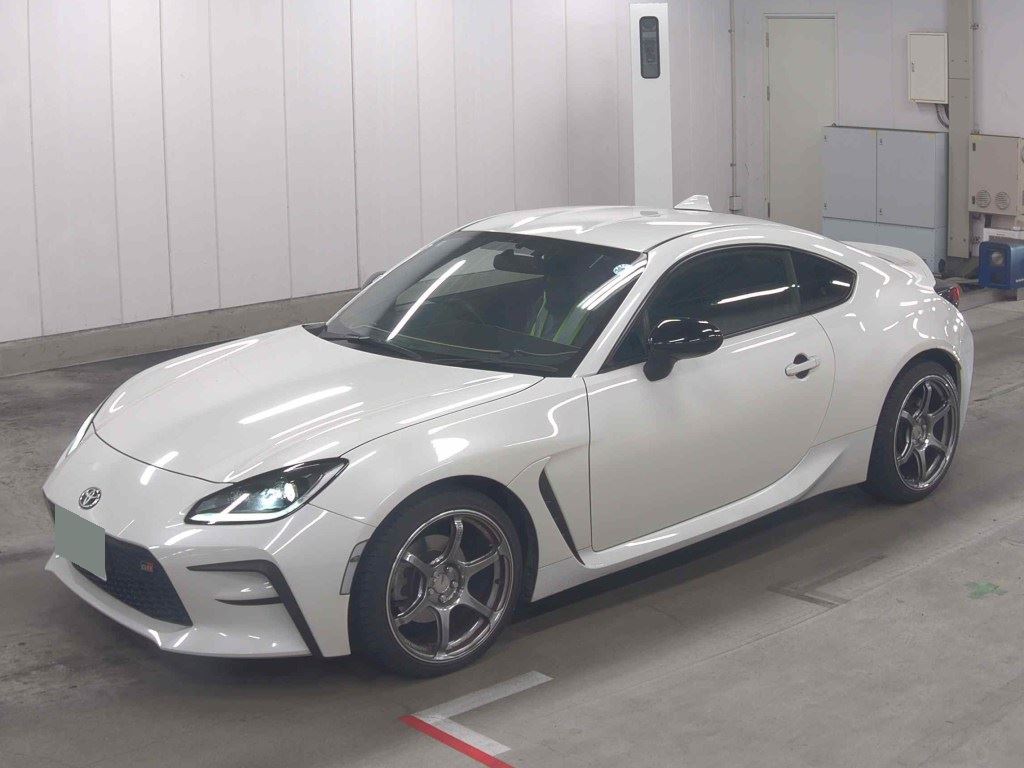 2023 TOYOTA GR86 RZ photo 4