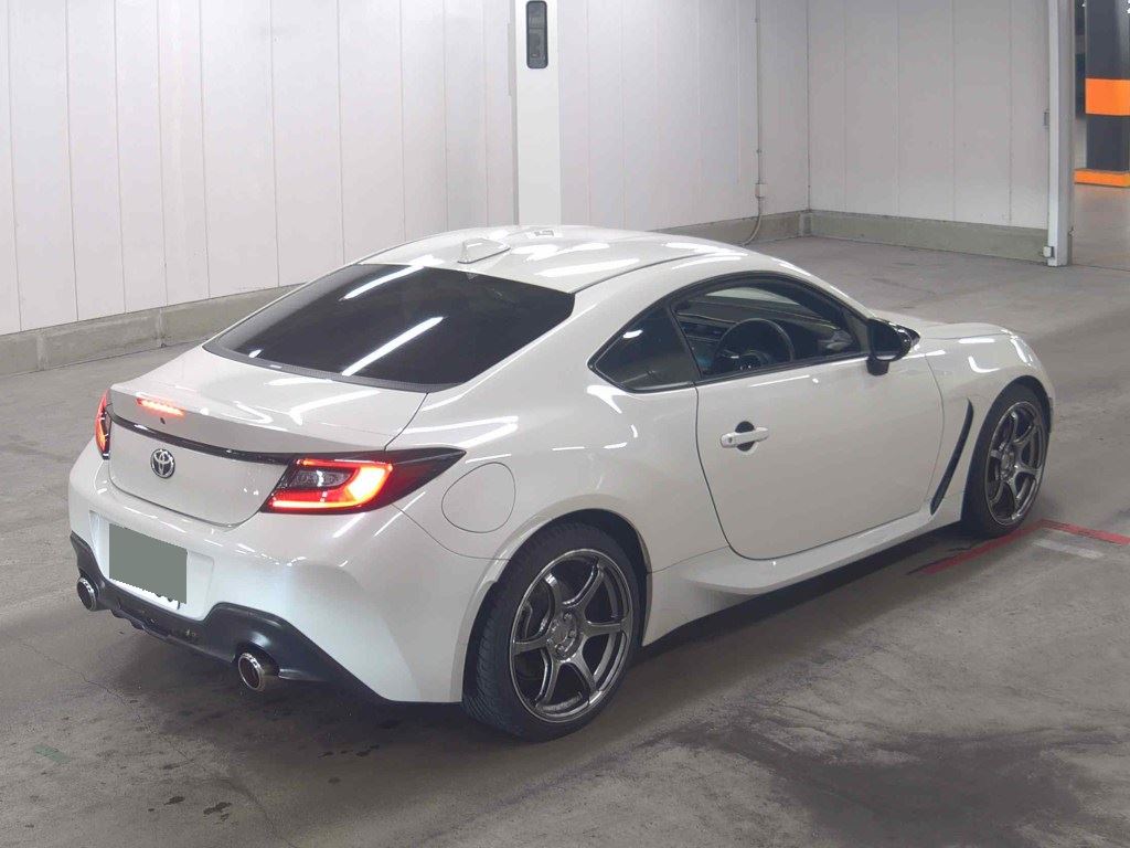 2023 TOYOTA GR86 RZ photo 5