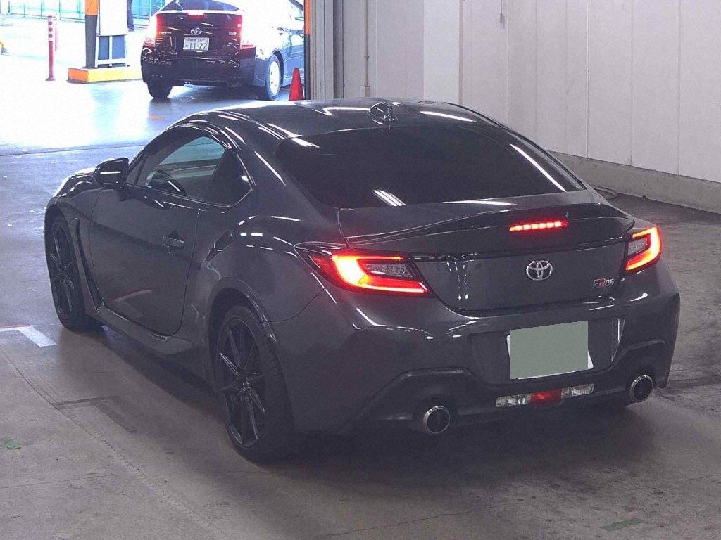 2023 TOYOTA GR86 RZ photo 2