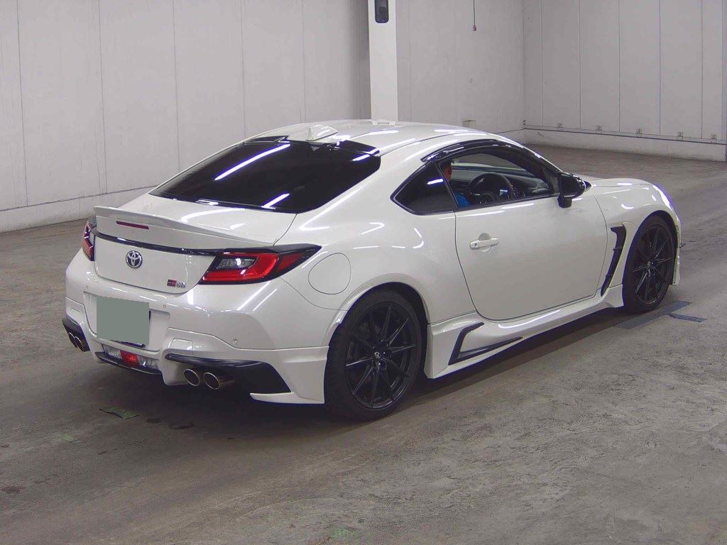 2024 TOYOTA GR86 RZ photo 5