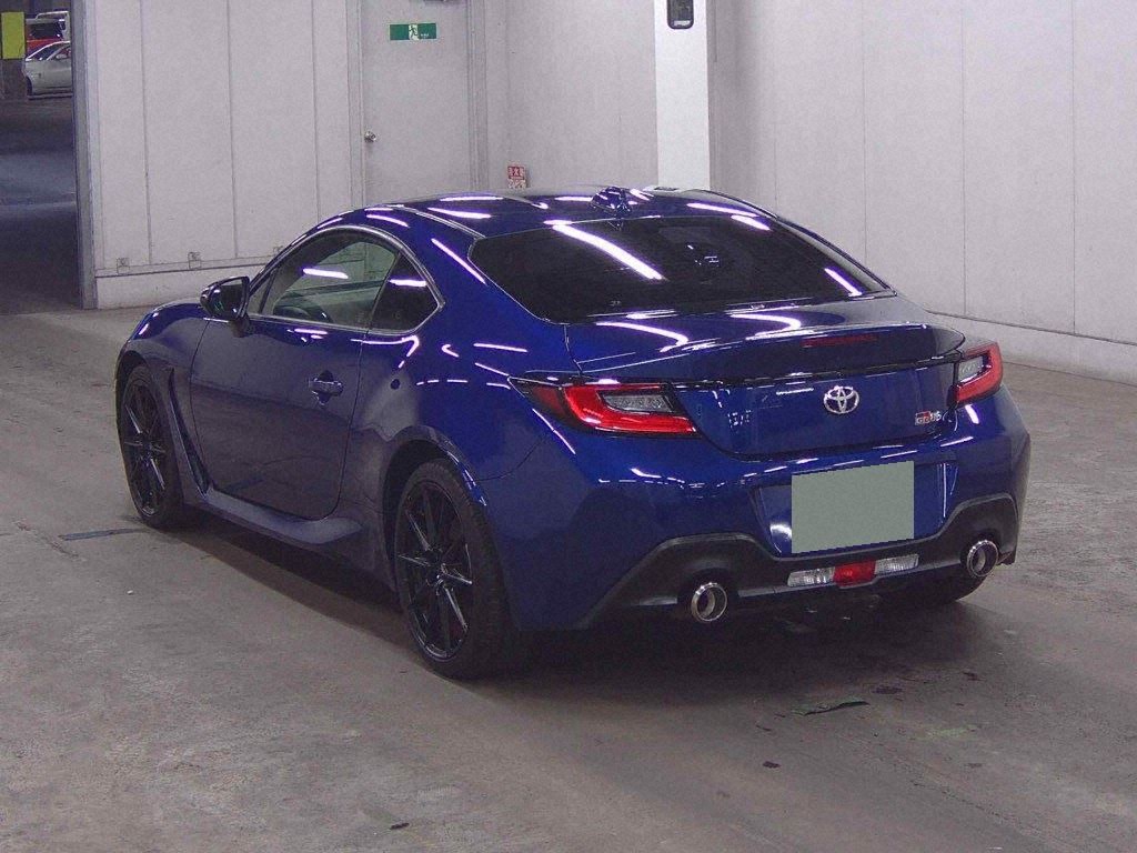 2022 TOYOTA GR86 RZ photo 2