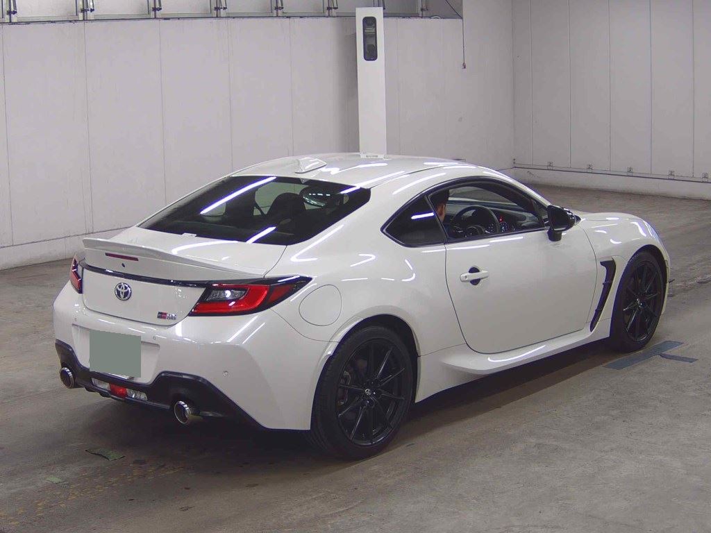 2022 TOYOTA GR86 RZ photo 5