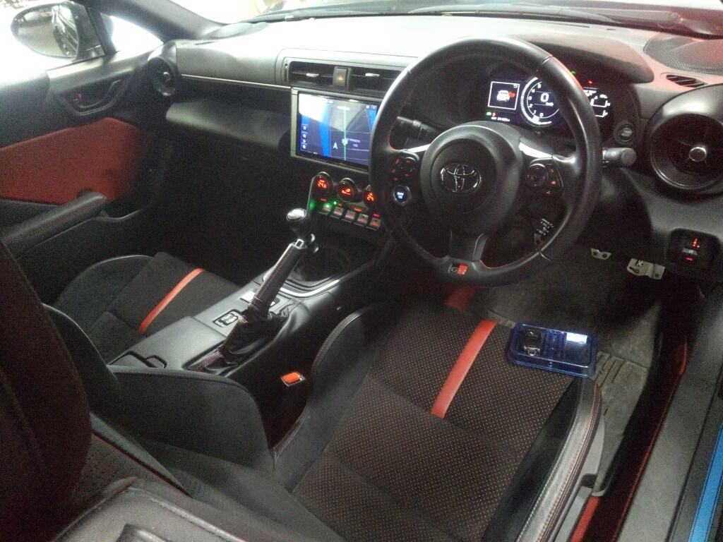 2024 TOYOTA GR86 RZ photo 3