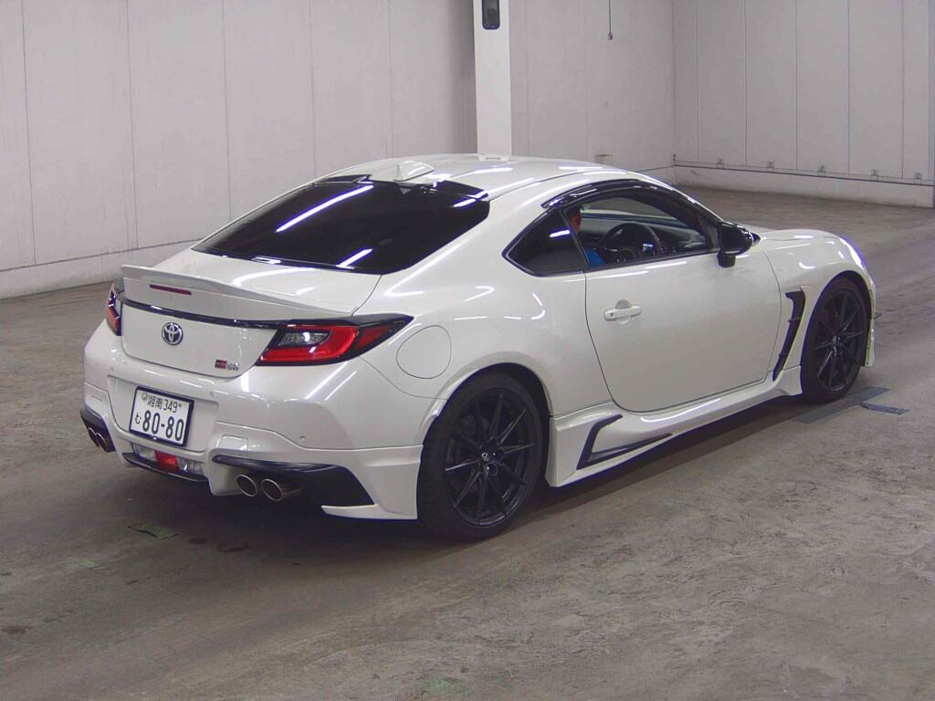 2024 TOYOTA GR86 RZ photo 5