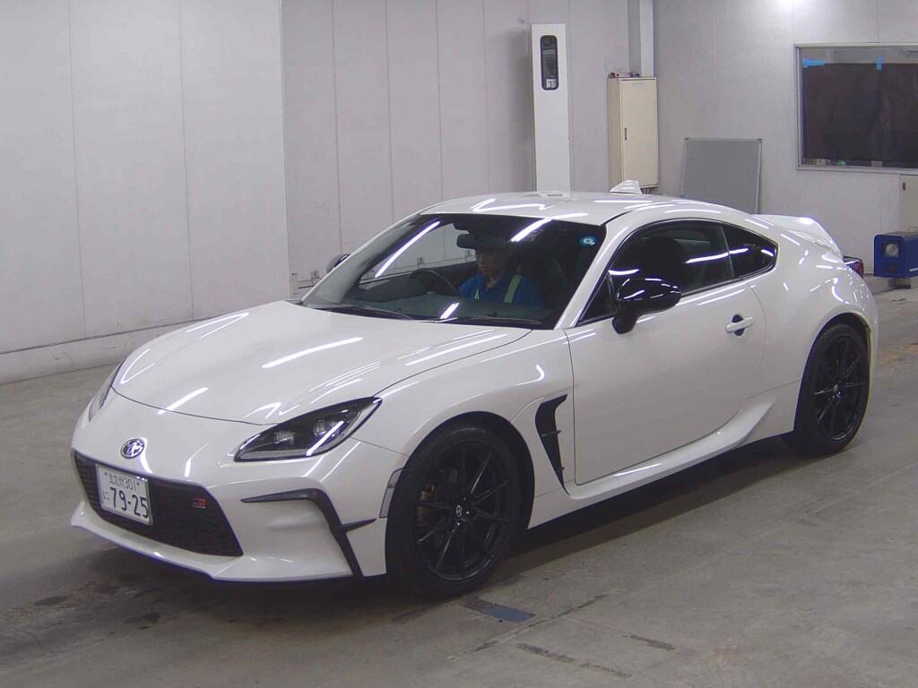 2022 TOYOTA GR86 RZ photo 4