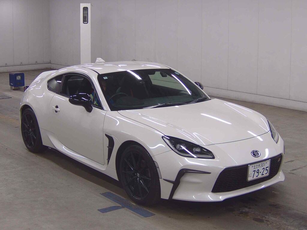 2022 TOYOTA GR86 RZ