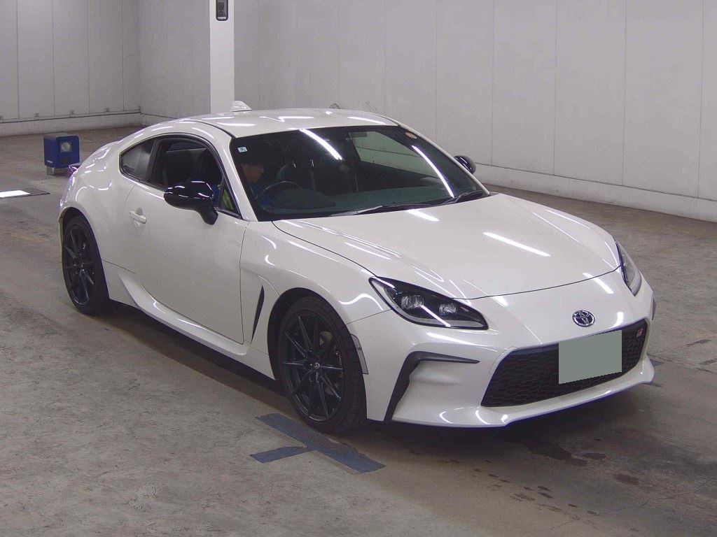 2025 TOYOTA CROWN SPORT SPORT Z (HEV) photo 2