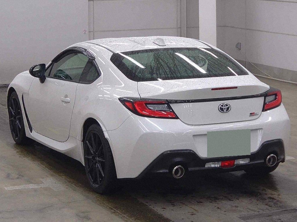 2022 TOYOTA GR86 RZ photo 4