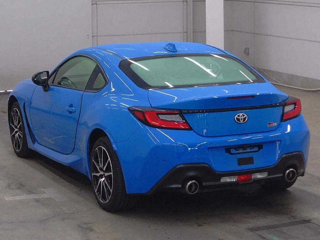 2024 TOYOTA GR86 SZ photo 2