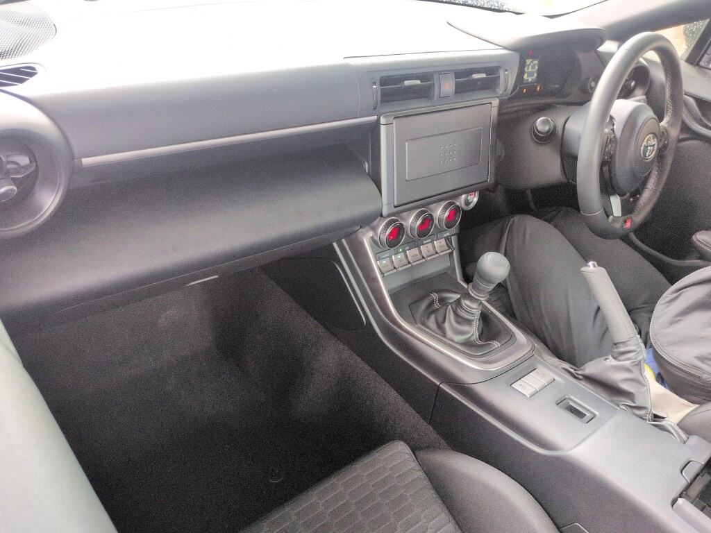 2024 TOYOTA GR86 RC photo 5