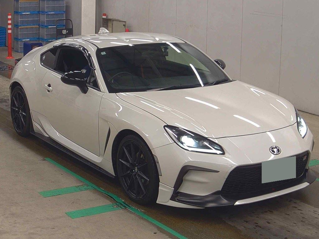 2022 TOYOTA GR86 RZ
