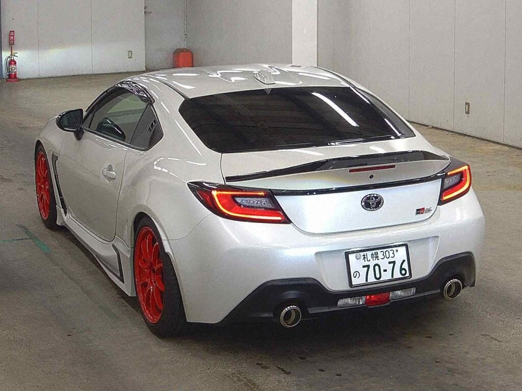 2023 TOYOTA GR86 SZ photo 2