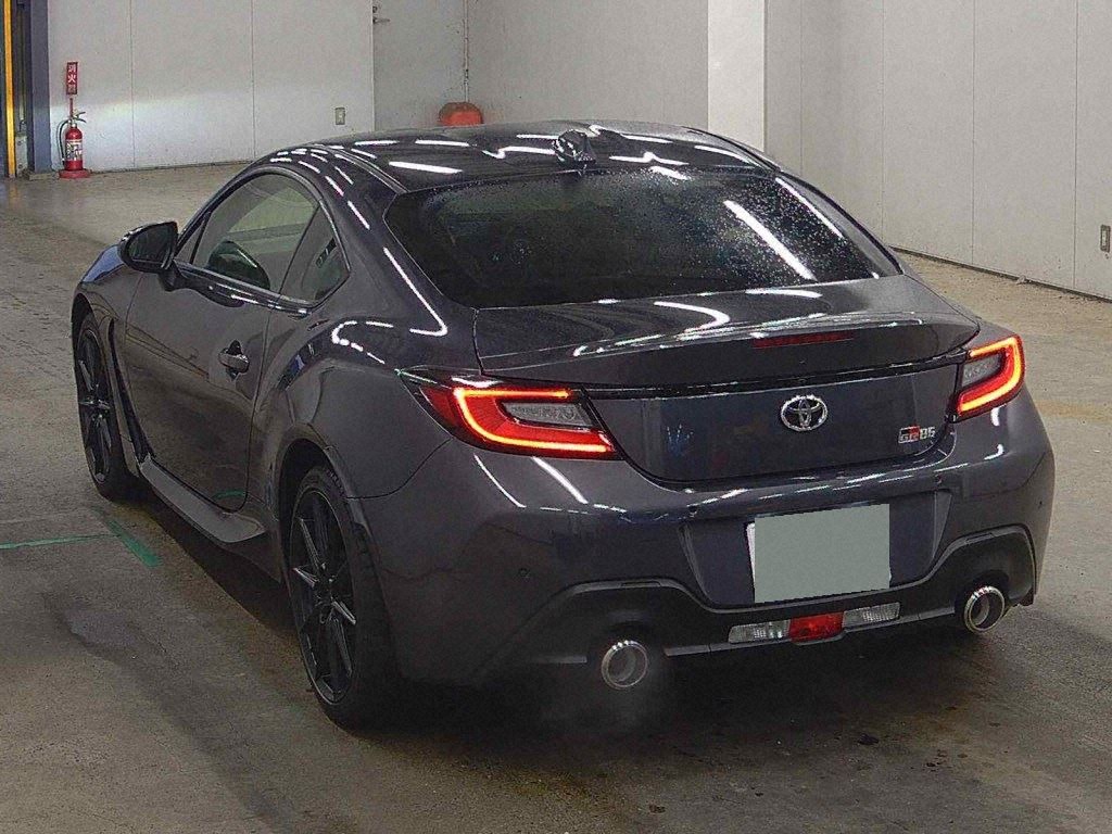 2026 TOYOTA GR86 RZ photo 4