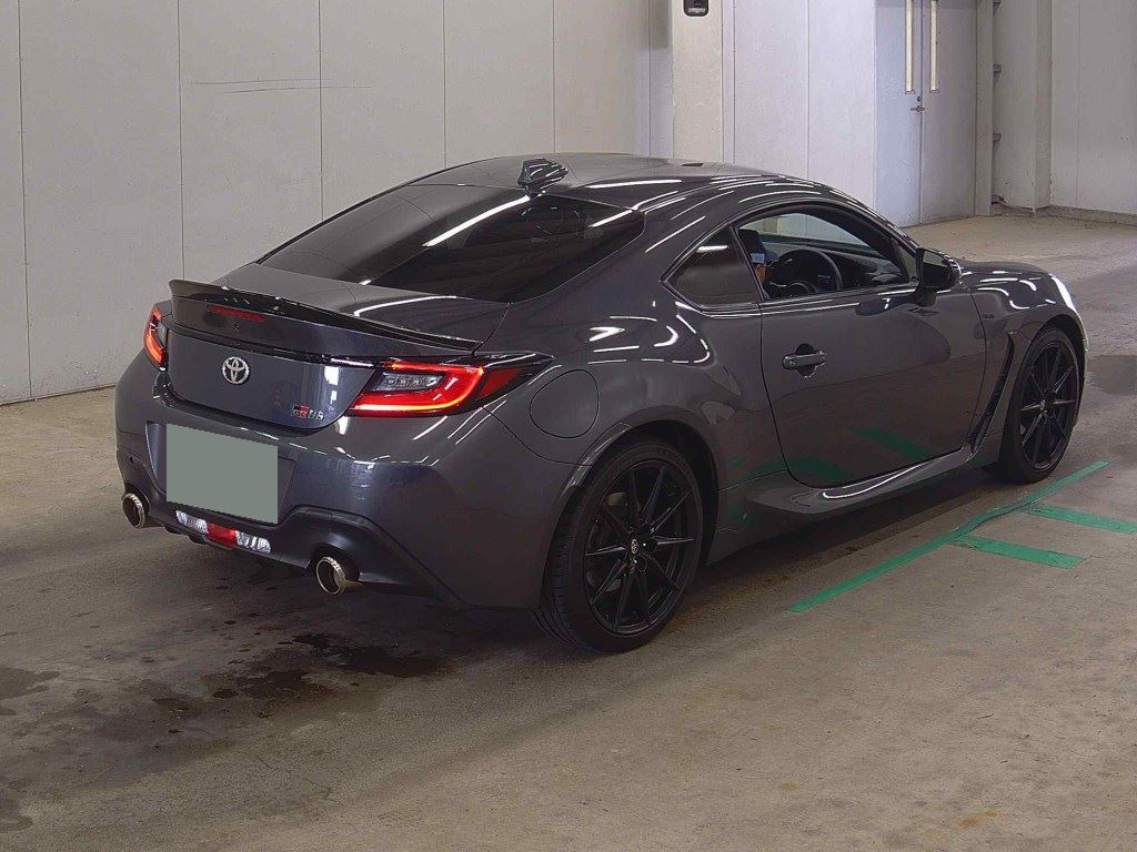 2023 TOYOTA GR86 RZ photo 5