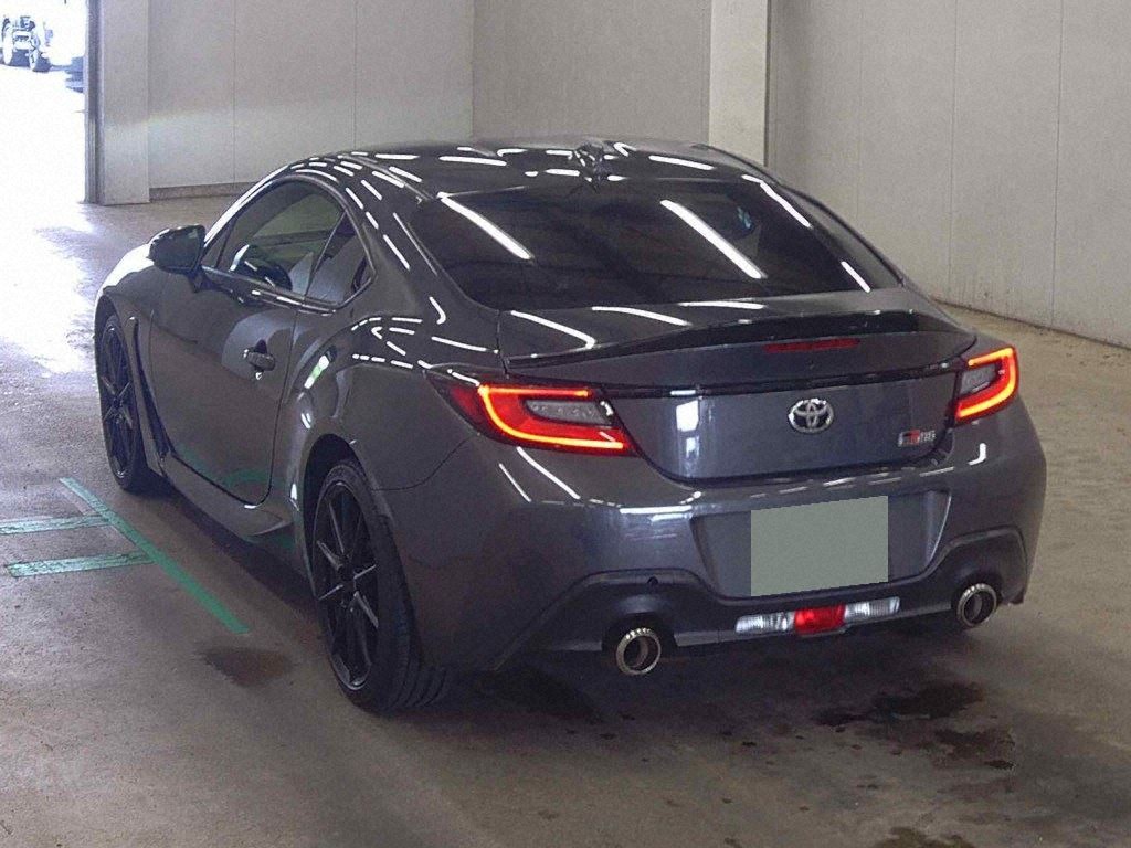 2023 TOYOTA GR86 RZ photo 2