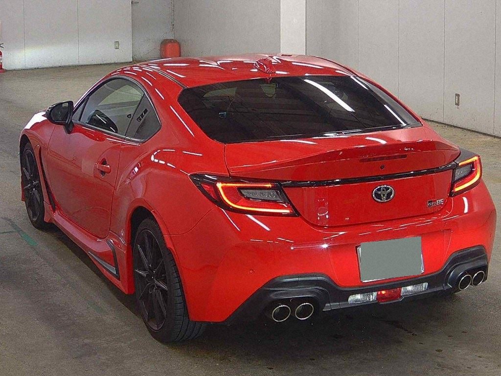 2024 TOYOTA GR86 RZ photo 4