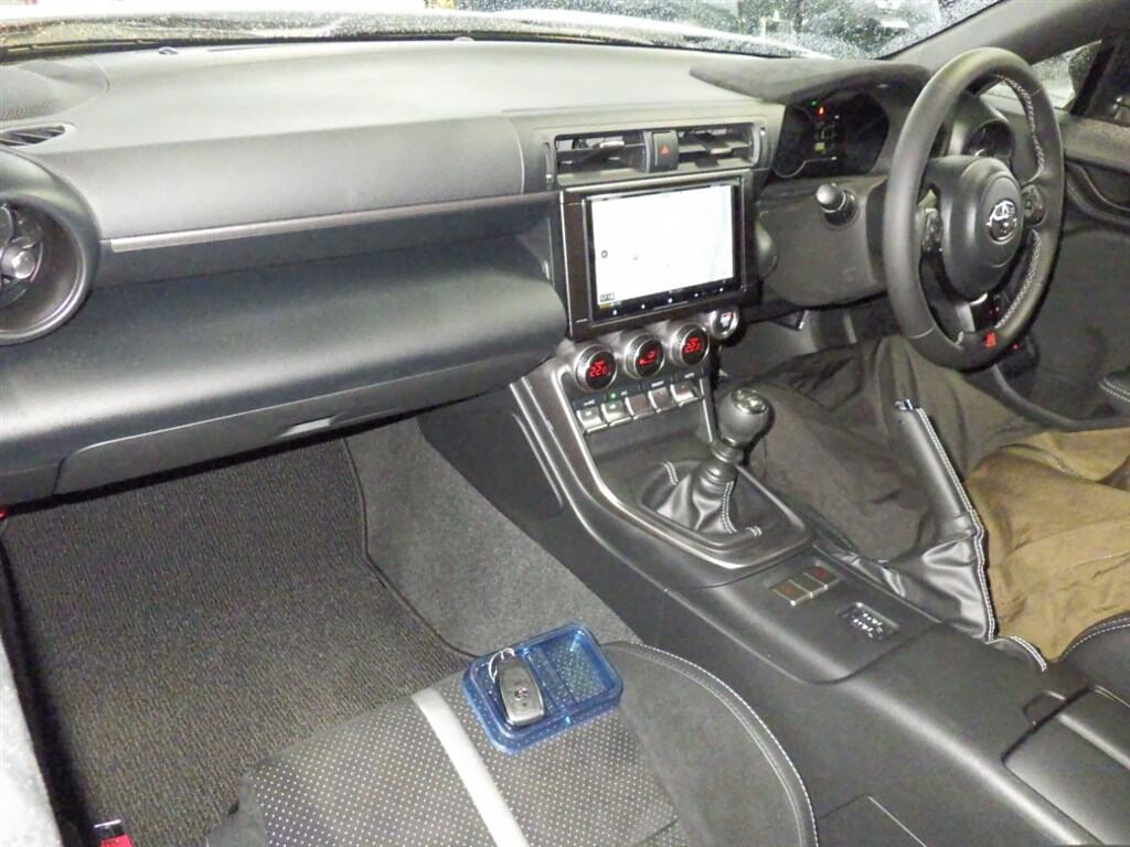 2026 TOYOTA GR86 RZ photo 3