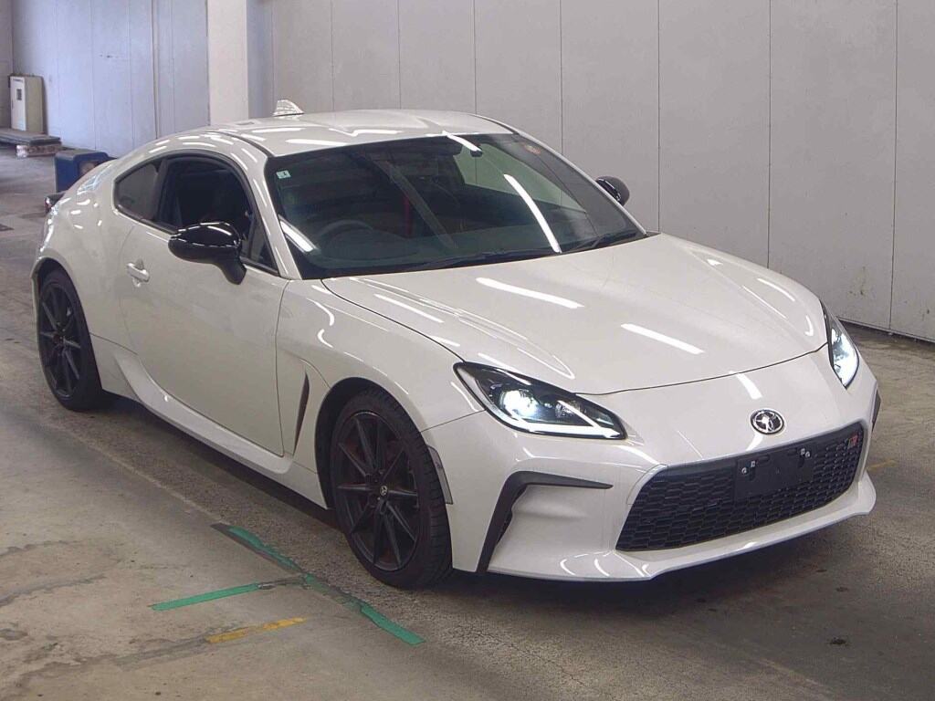 2025 TOYOTA GR86 RZ