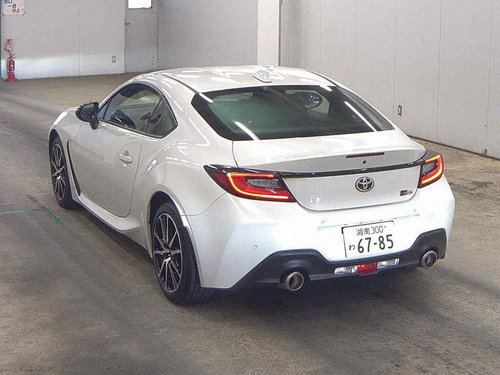 2026 TOYOTA GR86 SZ photo 2