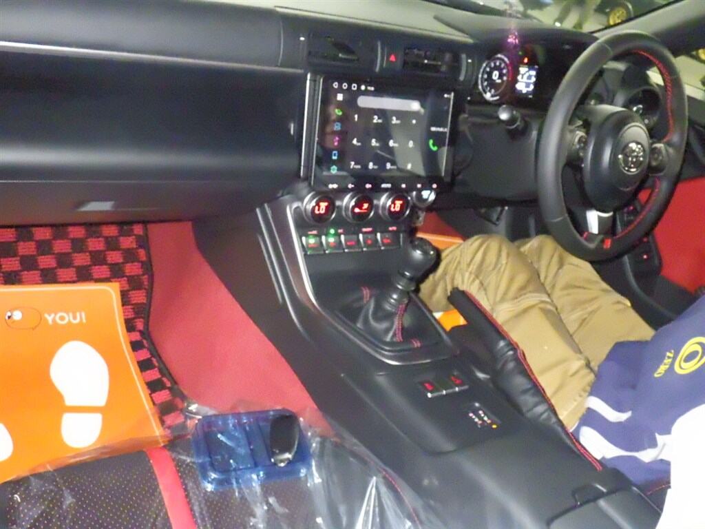 2022 TOYOTA GR86 RZ photo 3