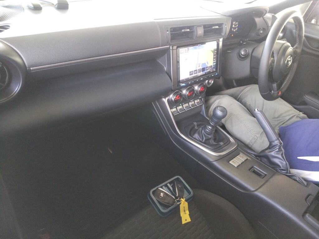 2024 TOYOTA GR86 RC photo 3