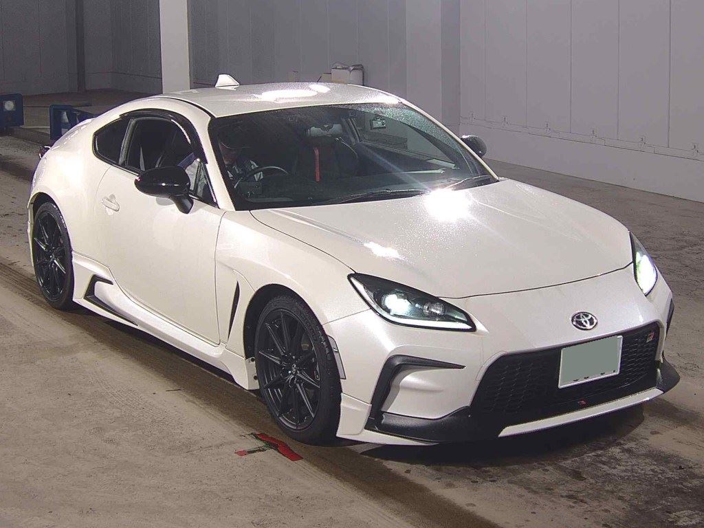 2022 TOYOTA GR86 RZ
