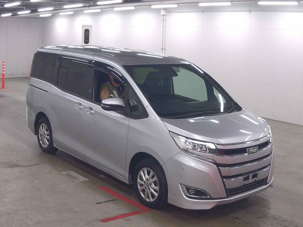 2021 TOYOTA NOAH G