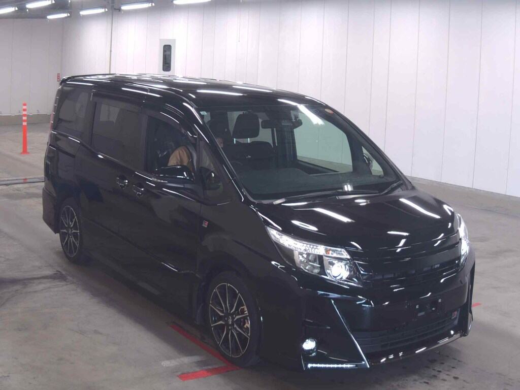 2021 TOYOTA NOAH SI GRスポ-ツ